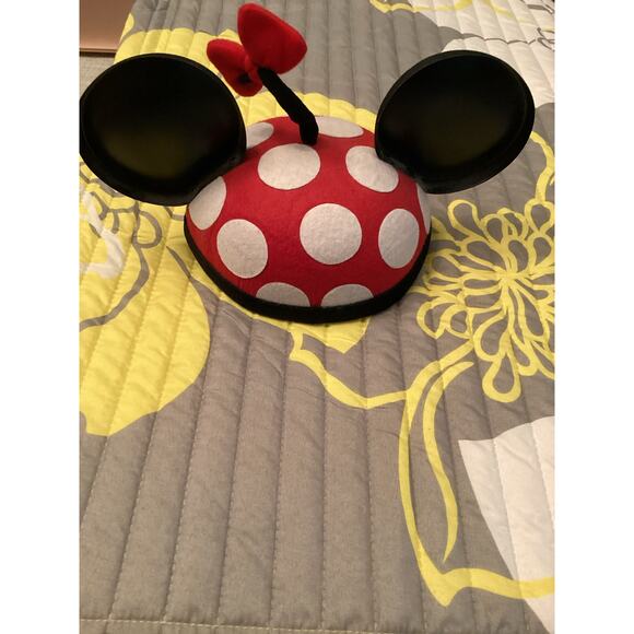Vintage Disney Parks Red Minnie Mouse White Polkadots Black Ears Hat - Picture 2 of 3
